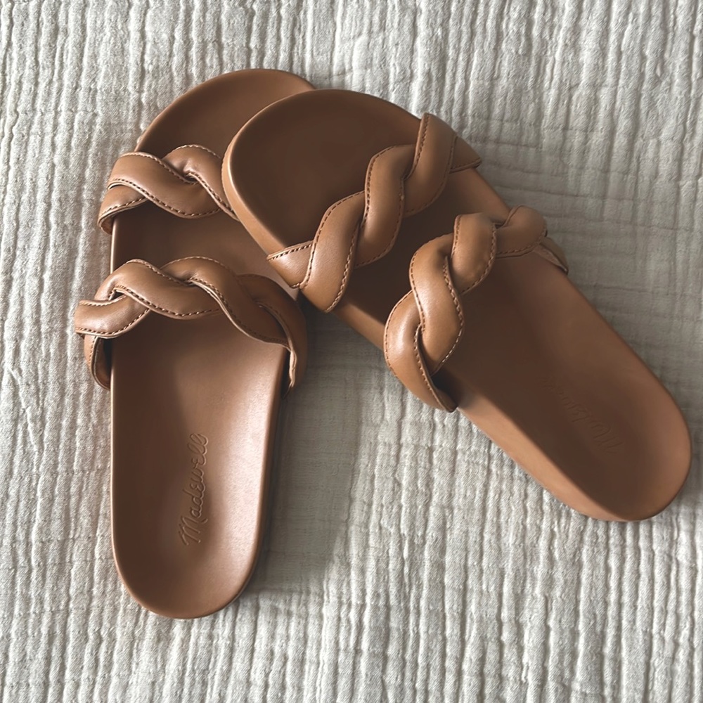 Madewell size 8 slip on sandals